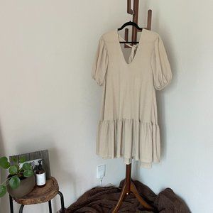 Cream Puff-Sleeved Dress